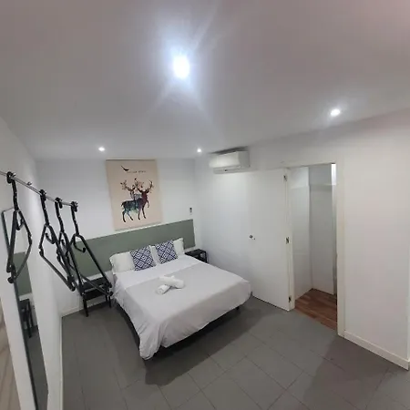 Гостьовий будинок Ayz Frailes - Auto Check-in (adults Only) 3*