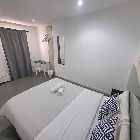 Ayz Frailes - Auto Check-in (adults Only) Гостьовий будинок 3*