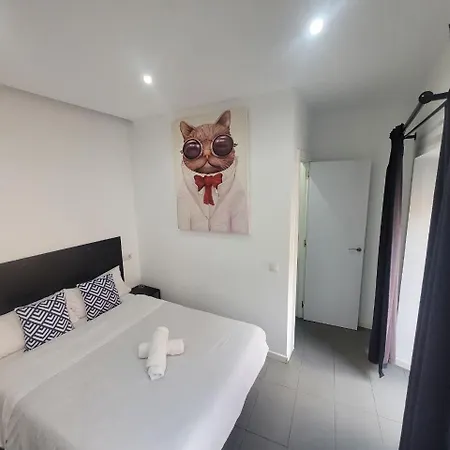 Ayz Frailes - Auto Check-in (adults Only) 3*