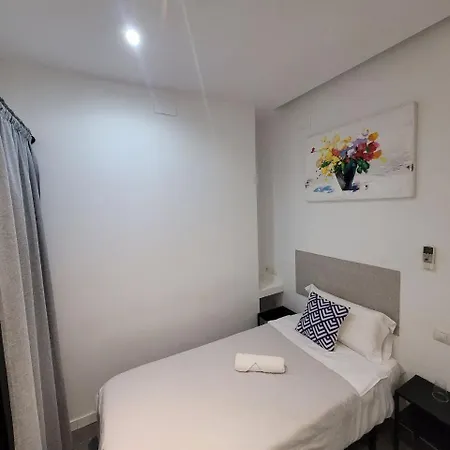 Гостьовий будинок Ayz Frailes - Auto Check-in (adults Only) Малага